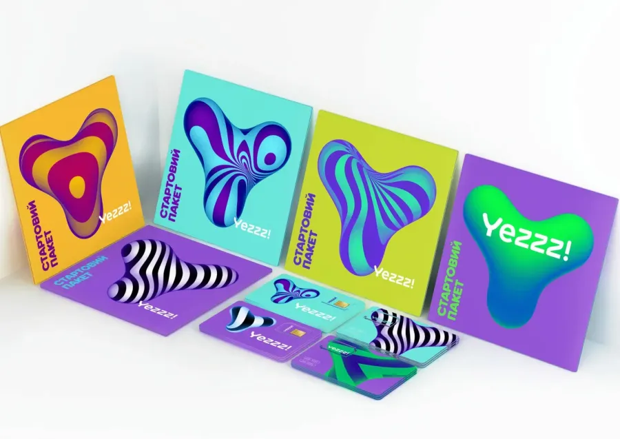 Poster and card system